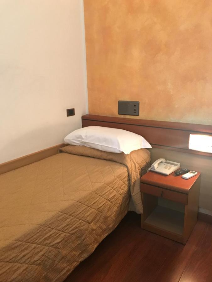 Hotel Aspromonte Μιλάνο Εξωτερικό φωτογραφία